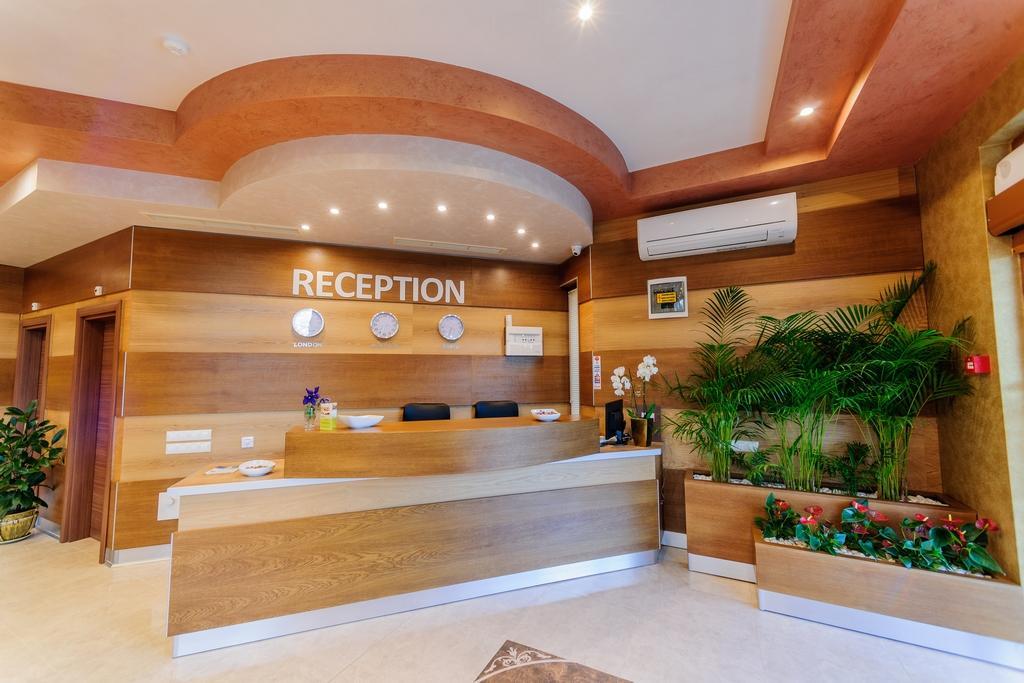 Hotel Alisa Pavel Banya Exterior foto